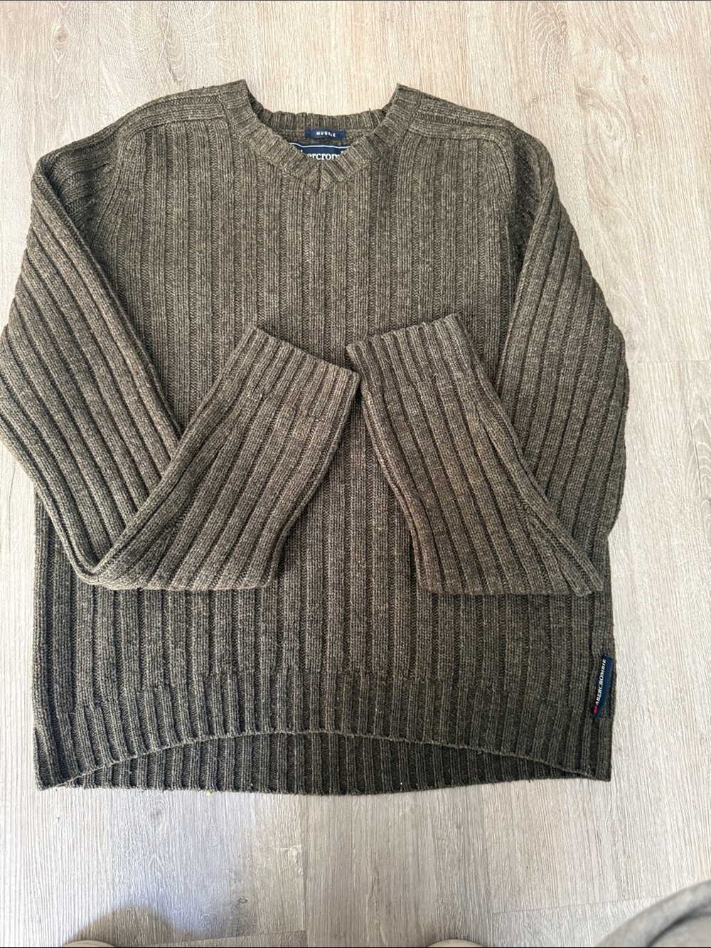 Abercrombie & Fitch Ribbed Crewneck Sweater in Olive Brown